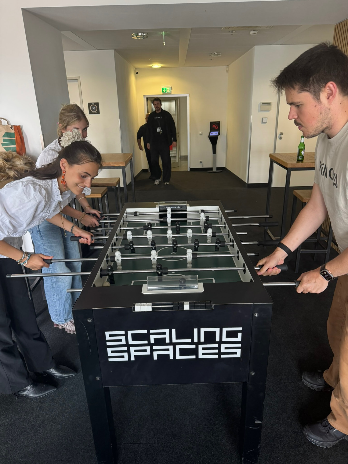 Kickerpause im Büro — zwischen zwei Projekt-Sprints.